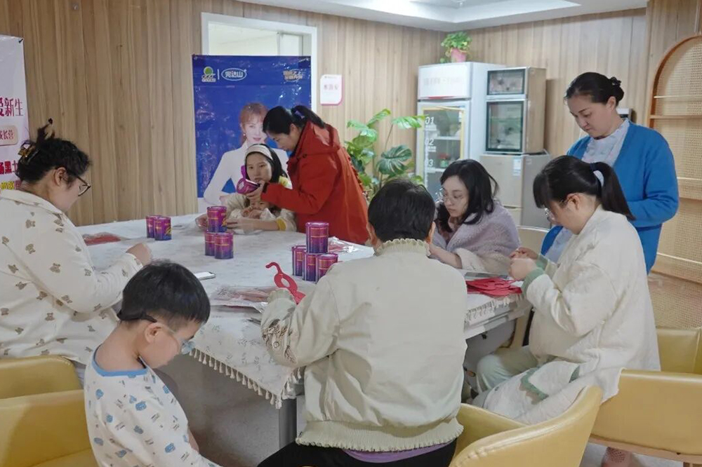 凤凰怡康月子中心宝妈手工课：手作“福禄”挂件